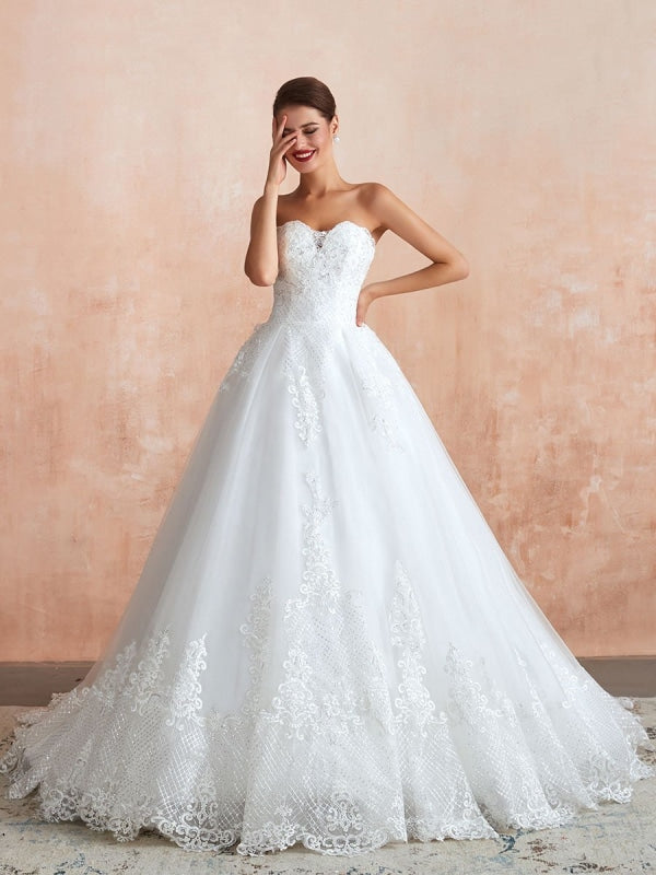 wedding-dress-princess-silhouette-sweetheart-neck-sleeveless-natural-waist-bridal-gowns-with-train-812.jpg