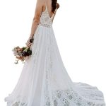 Chic Bohemian Lace-Up Court Lace Wedding Dress with V-Neckline
