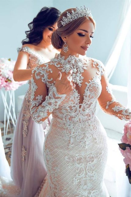Tulle A-Line Wedding Dress with Small Round Collar Long Train and Beading Paillettes