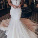 Chic Strapless Tulle Lace Mermaid Wedding Dress