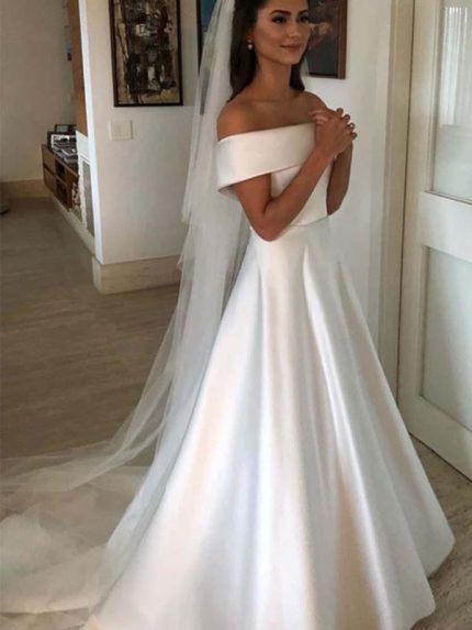 Stunning A-line Satin Wedding Dresses with Covered Buttons