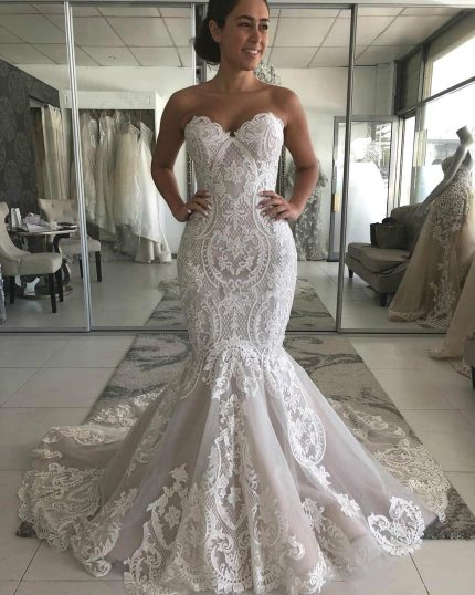 Charming Mermaid Sweetheart Lace Appliques Wedding Dress
