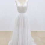 Beautiful Ruffle Tulle Appliques A-line Wedding Dress