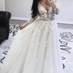 Lovely White Lace V-neck A-line Tulle Wedding Dress