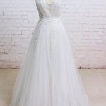 Glamorous Ruffle A-line Wedding Dress with Applique and Tulle