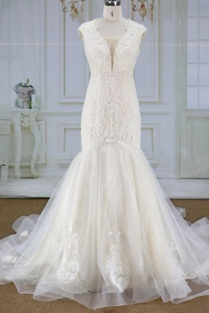 Charming Appliques Tulle Mermaid Wedding Dress with Romantic Design