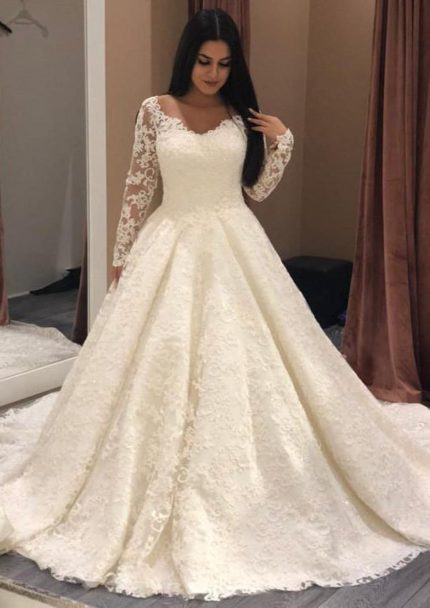 Gorgeous Ball Gown Bateau Long Sleeve Chapel Lace Wedding Dress