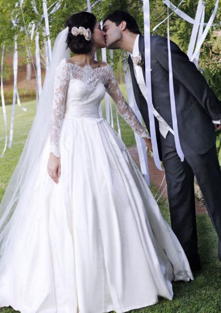 Gorgeous Ball Gown Off Shoulder Lace Long Sleeve Sweep Satin Bridal Dress with Pleats