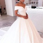 Lovely Ball Gown Off Shoulder Sweetheart Chapel Lace Wedding Dress