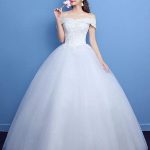 Stunning Ball Gown Princess Silhouette Bateau Neck Short Sleeves Applique Tulle Bridal Gown