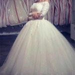 Chic Ball Gown Long Sleeve Off-the-Shoulder Wedding Dress with High-Quality Details
