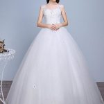 Gorgeous Ball Gown Wedding Dresses Sweetheart Neckline Lace Tulle Sleeveless Romantic Glamorous