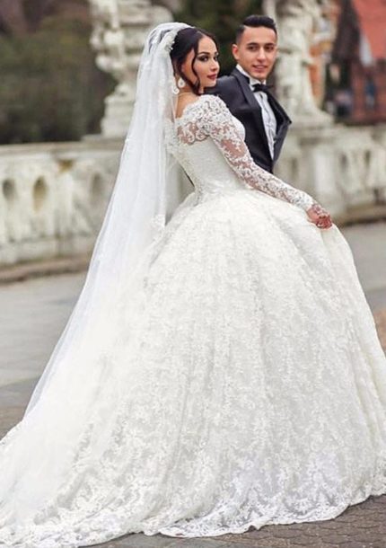 Exquisite Bateau Long Sleeve Lace Ball Gown Court Train Wedding Dress