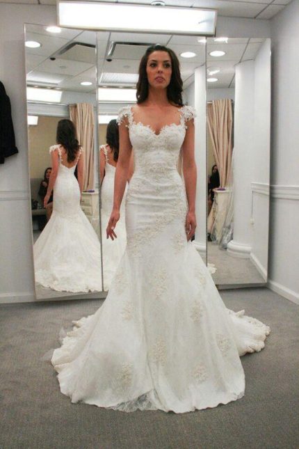 Exquisite Beach Long Mermaid Sweetheart Backless Satin Lace Bridal Gown