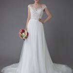 Romantic Beach Wedding Dresses Lace Tulle A-Line Ivory Luxury Beaded Summer Bridal Gowns