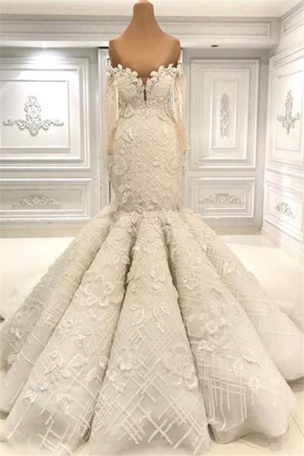Ivory Mermaid Sweetheart Lace Bridal Gown for Stunning Weddings