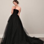 Vintage Black Tulle A-Line Wedding Dress with Long Sleeves and Backless Design