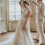 Gorgeous Boho A-Line Tulle Wedding Dress with Delicate Lace Appliques
