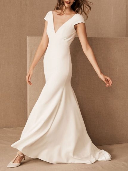 Trumpet Mermaid Short Sleeves Zipper Back V-Neck Wedding Dress