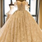 Elegant Strapless Lace-Up Satin Wedding Dress for a Glamorous Bride