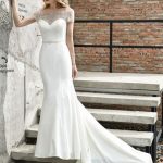 Chic Short Sleeve Mermaid Satin Lace Wedding Dress
