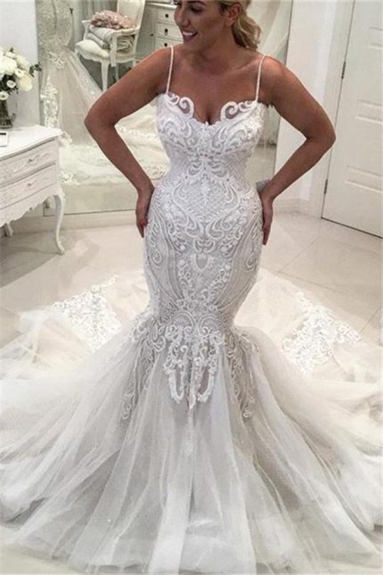 Stunning Mermaid Tulle Bridal Gown with Spaghetti Straps and Lace Details