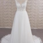 Elegant Lace and Tulle Wedding Dress with Spaghetti Straps