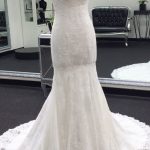 Classic Mermaid Wedding Dress with Cap Sleeves and Lace Details
