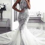 Modern Mermaid Tulle Bridal Dress with Halter Neckline and Sleeveless Cut