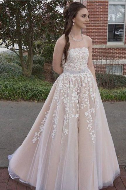 Long Wedding Dress with Lace Appliques and TulleCustom-Made Design