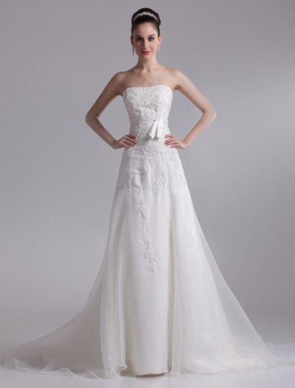 Elegant Bridal Wedding Dress Ivory with A-Line Silhouette Strapless Design and Rhinestone Tulle