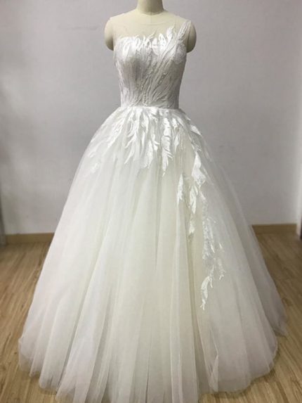 A-Line Tulle Wedding Dresses with Elegant Lace Details