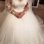 Sweetheart Tulle Wedding DressLong A-Line Silhouette with Elegant Details
