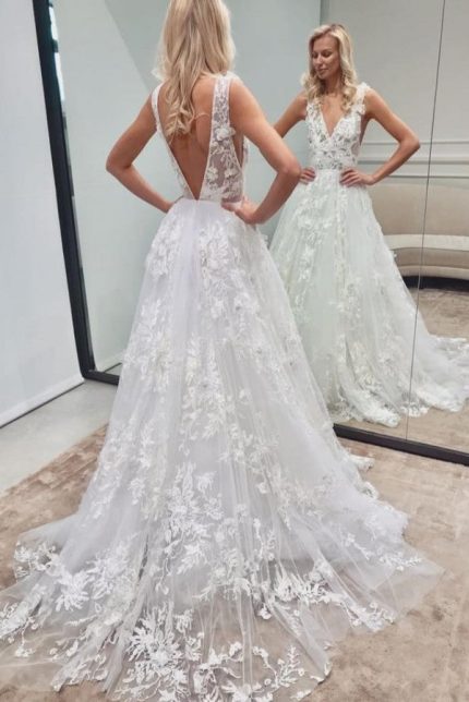 Backless Tulle Lace Wedding Dress with V-Neckline and Elegant Long A-Line Silhouette