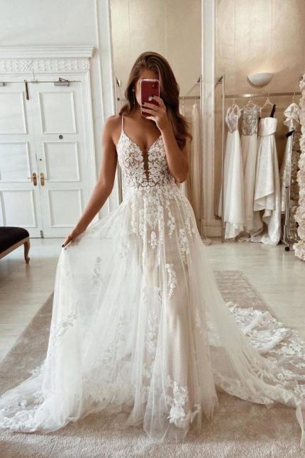 Graceful V-Neck Spaghetti Straps Wedding Dress with A-Line Silhouette and Elegant Lace Backless Design