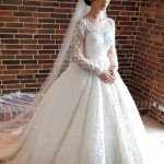 Tulle Lace Wedding Dresses with SleevesElegant Long Princess Silhouette