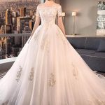 Lace Ball Gown Wedding Dresses with Elegant Off-the-Shoulder Design