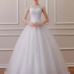 Sleeveless Lace Ball Gown Wedding Dresses with Elegant Design