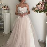 A-Line Tulle Wedding Dresses with Elegant Sleeveless Sweethart Neckline