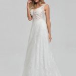 Elegant V-Neck Lace Wedding Dresses with Classic Elegance