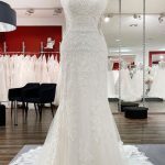 Elegant Open Back Wedding Dresses with Long Mermaid Tulle LaceWhite