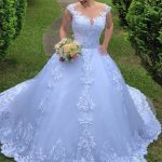 Scoop Short Sleeve Zipper Lace Wedding Dresses with Exquisite Charm