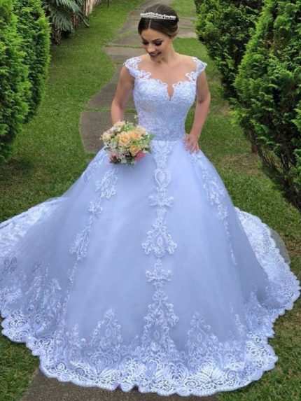 Scoop Short Sleeve Zipper Lace Wedding Dresses with Exquisite Charm