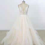 Eye-catching Tulle A-Line Wedding Dress with Beautiful Appliques