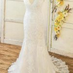 Elegant Sweetheart Lace Mermaid Wedding Dress with Eye-catching Style