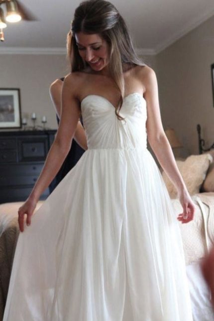 Sweetheart Chiffon Boho Long Beach Wedding DressFloor Length Style