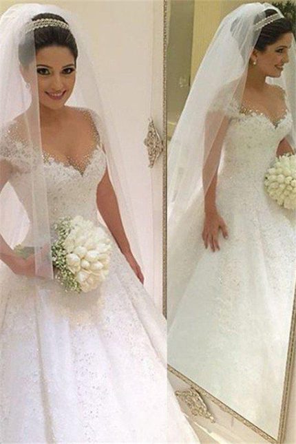 V-Neck Beading Ball Gown Wedding Dresses with Sleeveless Tulle Design