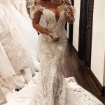 Elegant V-Neck Appliques Mermaid Wedding Dresses with Long SleevesGlamorous Style