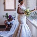 Chic Mermaid Bridal Wedding Dresses with Off-The-Shoulder Lace Applique Detailing