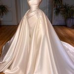 Beautiful Pearl Wedding Dress Overskirt Bridal Gowns On Sale with Glamorous One Shoulder Design
